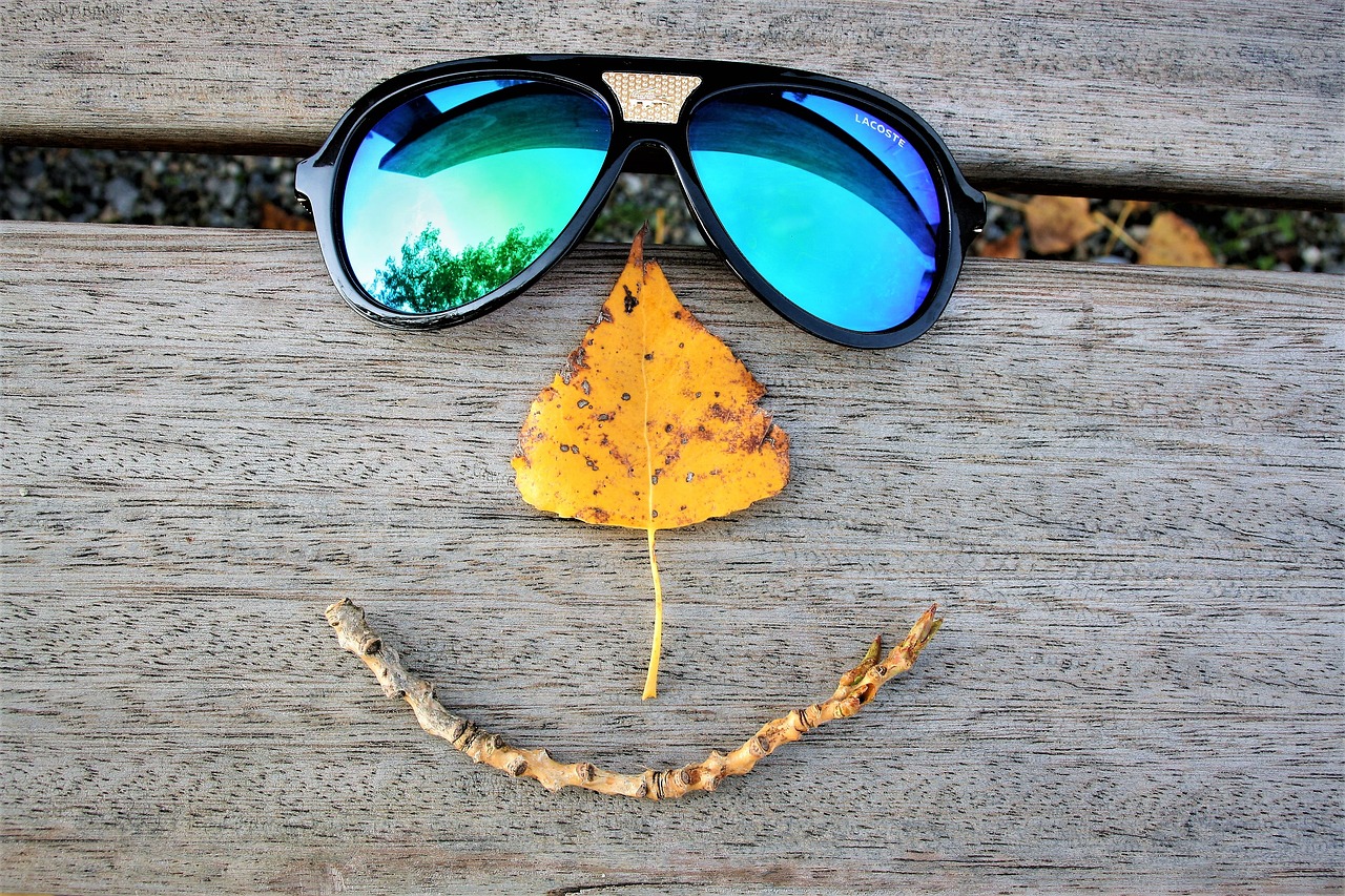 glasses-2861368_1280